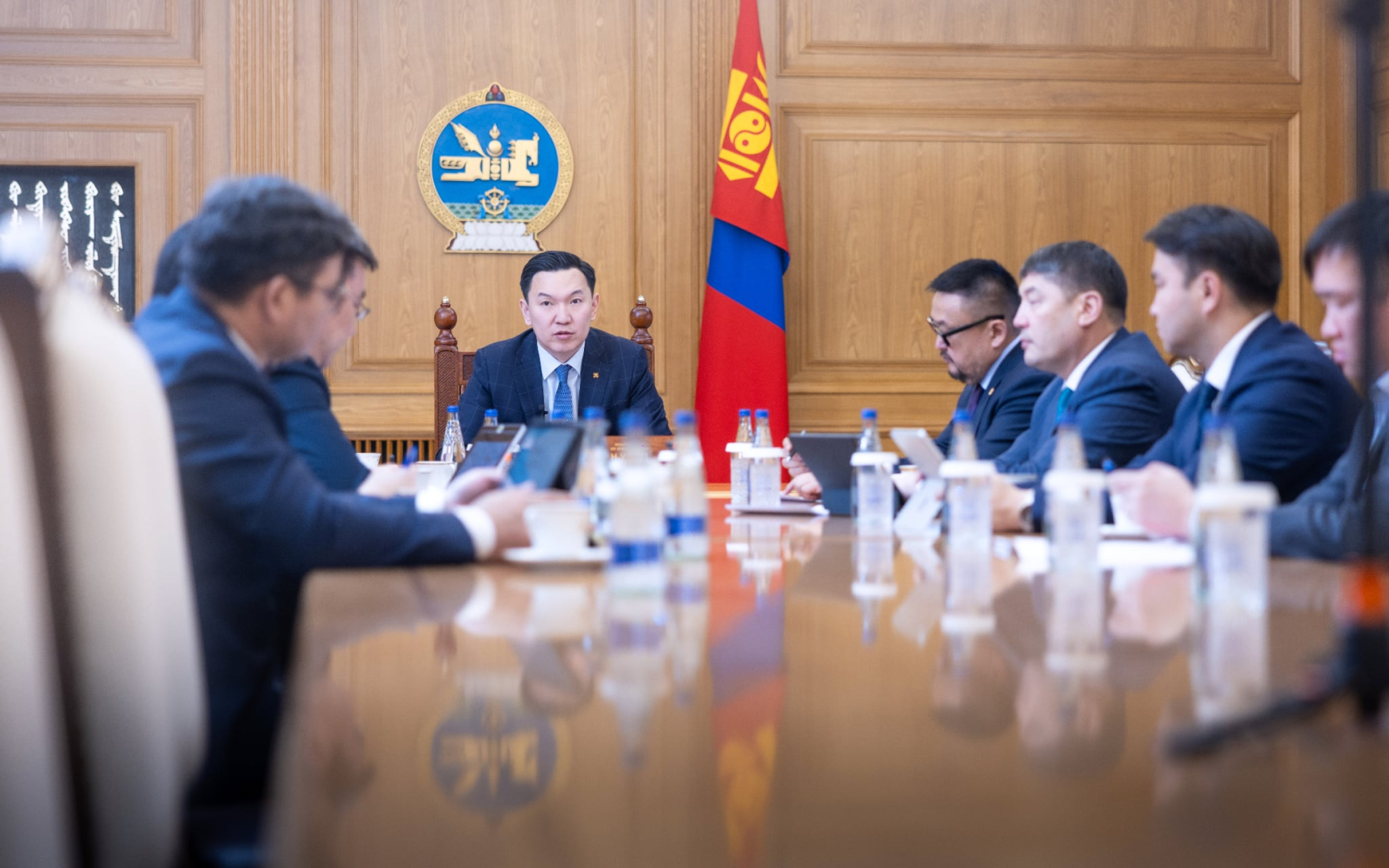 Татварын тухай хуульд аж ахуйн нэгж, иргэддээ боломж олгосон нэмэлт, өөрчлөлт оруулж, яаралтай хэлэлцүүлэхийг Ерөнхий сайд үүрэг болголоо